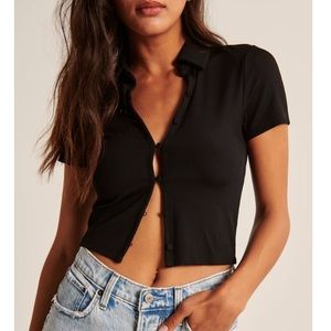 Abercrombie Seamless Ribbed Black Button Up Short Sleeve Polo in US Medium